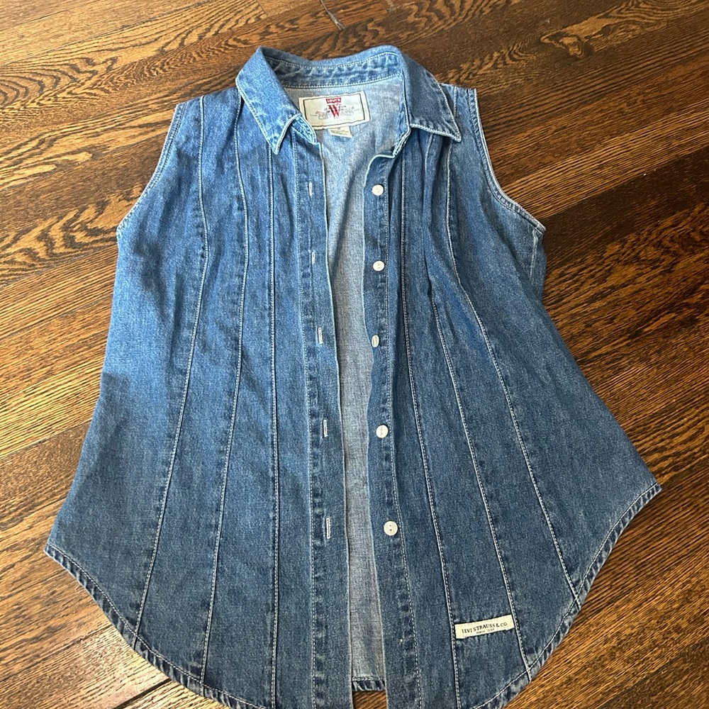 Levi Jean vest size m